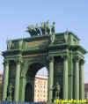 eu03_176.jpg (38604 bytes)