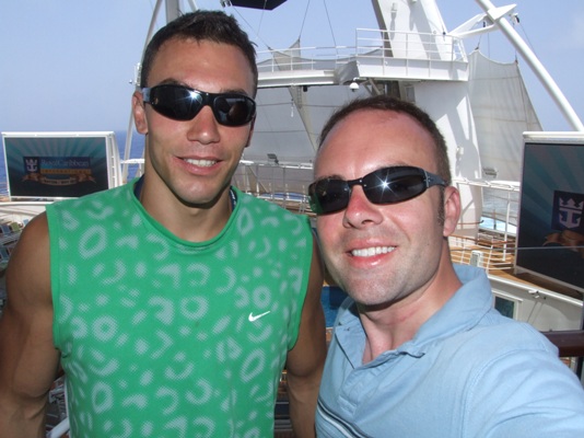 Webmaster Steve J. Garrod with Oasis of the Seas Professional High Diver Michal Navrtil